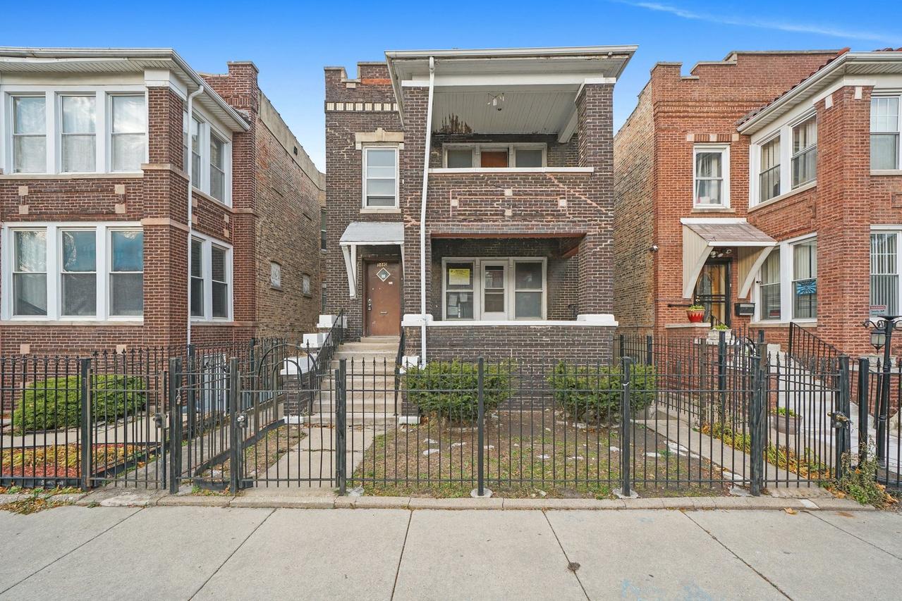 5440 W Quincy St., Chicago, IL 60644