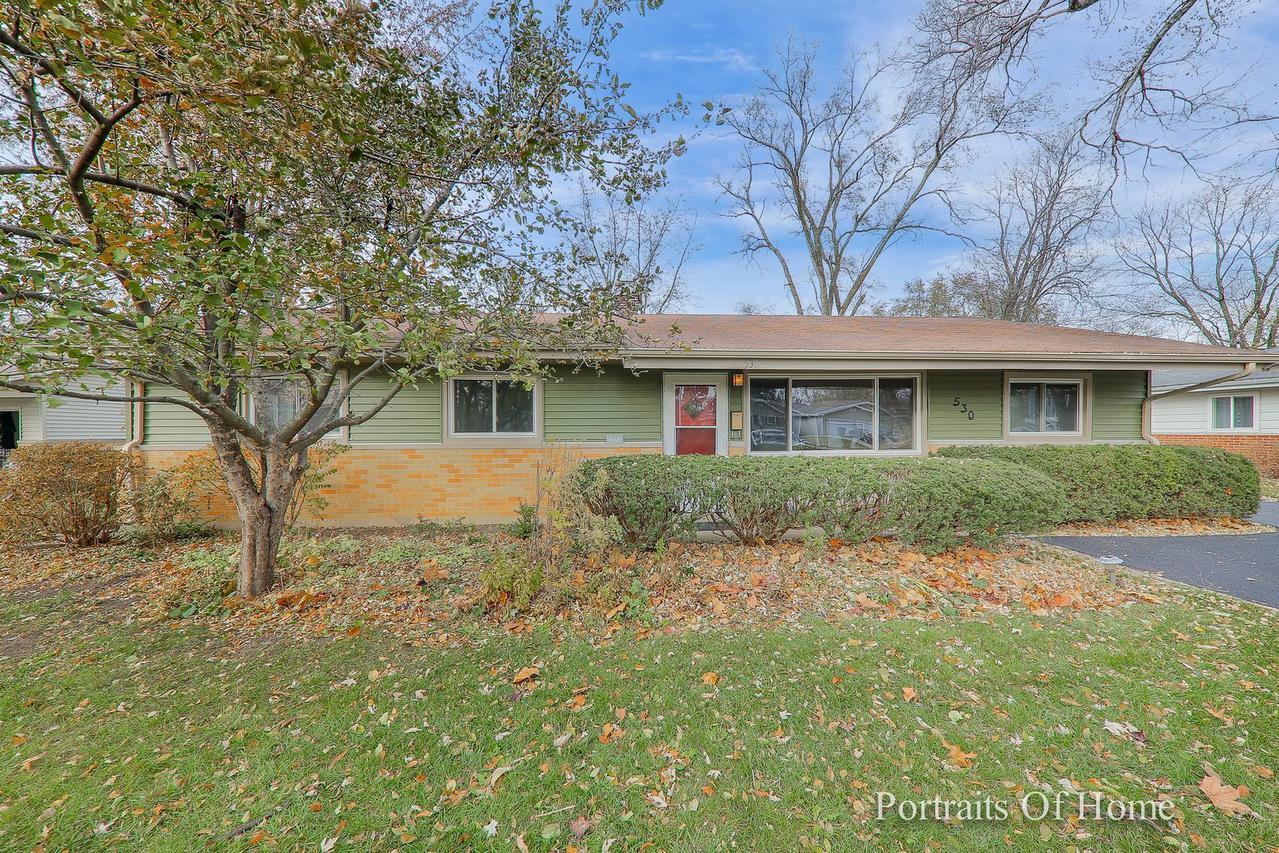 530 Maywood Ln., Hoffman Estates, IL 60169