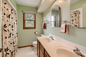 12315 W Bonnie Brook Ln., Beach Park, IL 60087