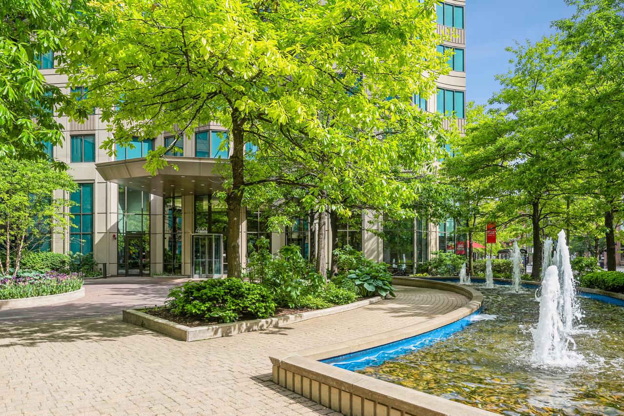 400 N Lasalle St. #1708, Chicago, IL 60654