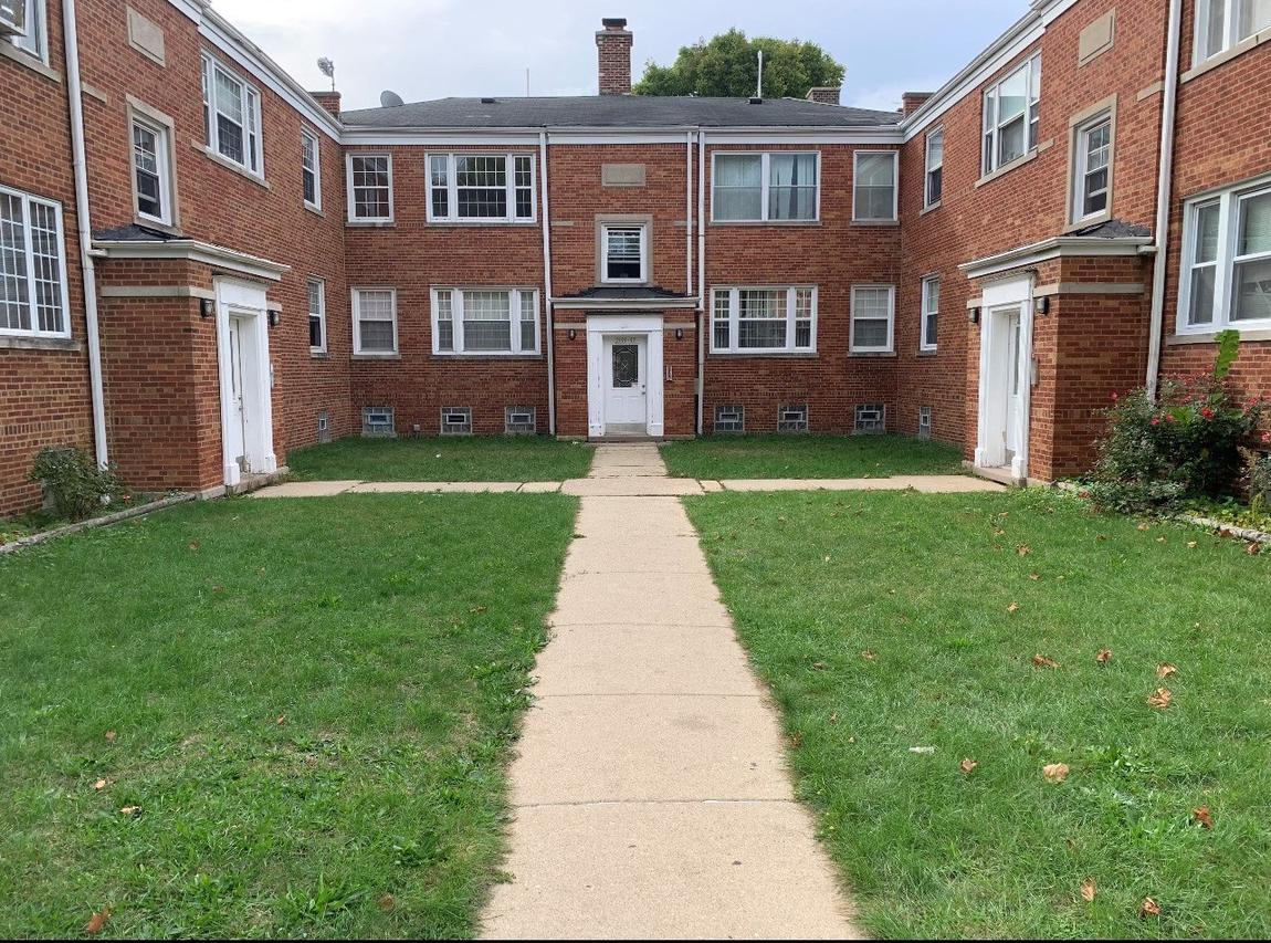 2141 W Highland Ave. #1, Chicago, IL 60659