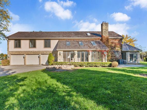 502 Midwest Club Pkwy., Oak Brook, IL 60523