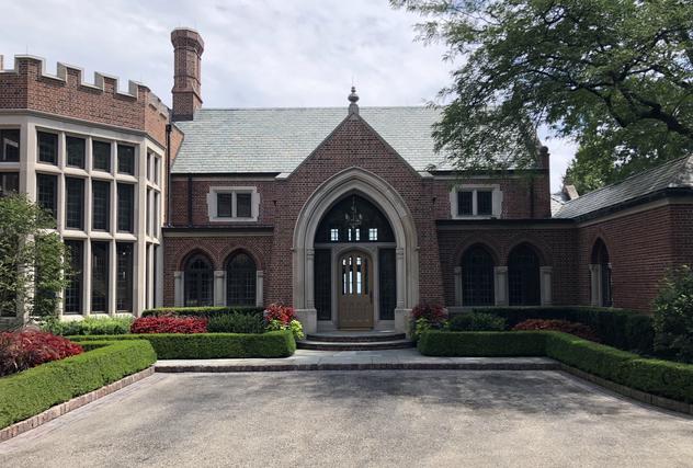 77 Stone Gate Ln., Lake Forest, IL 60045