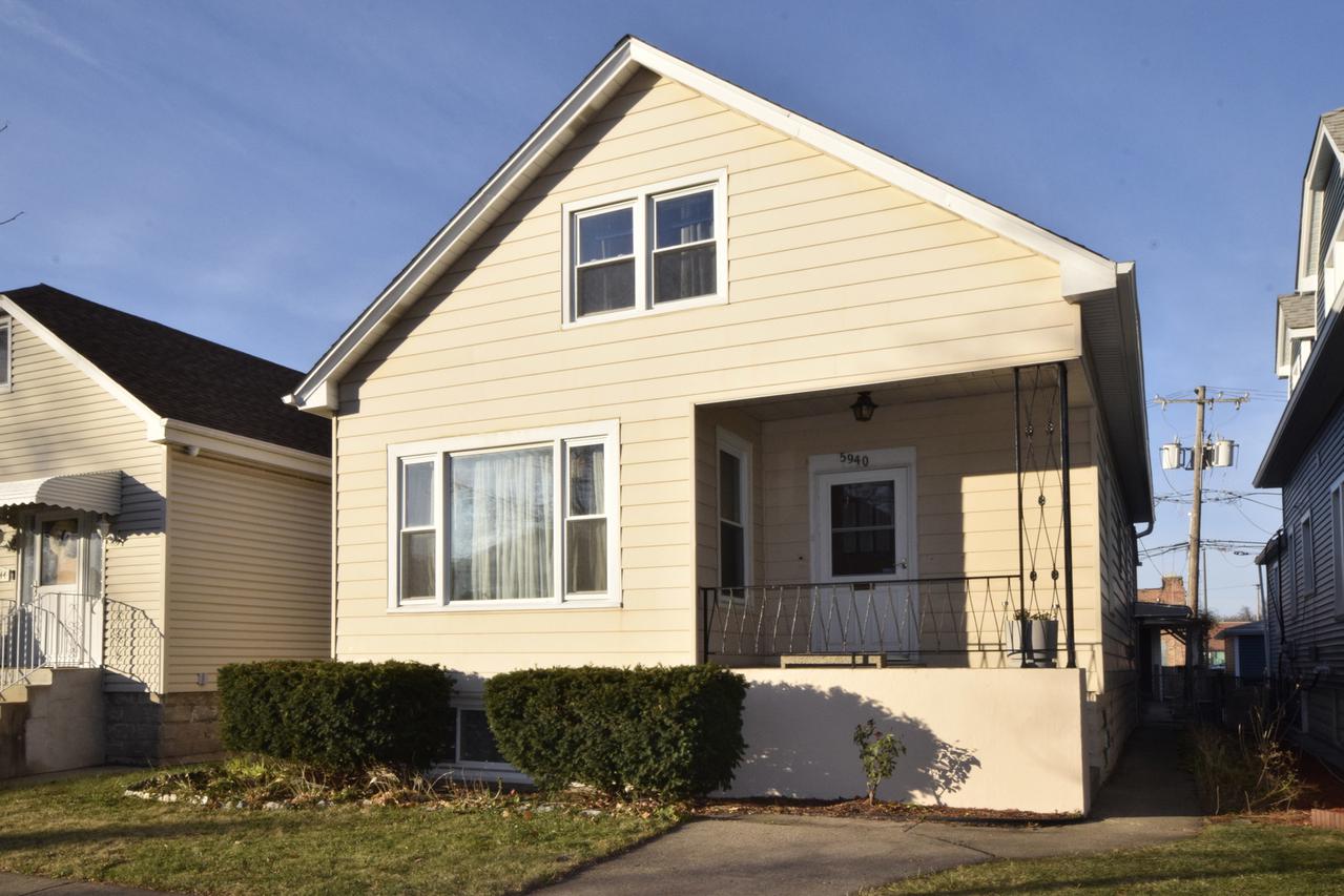 5940 W Giddings St., Chicago, IL 60630