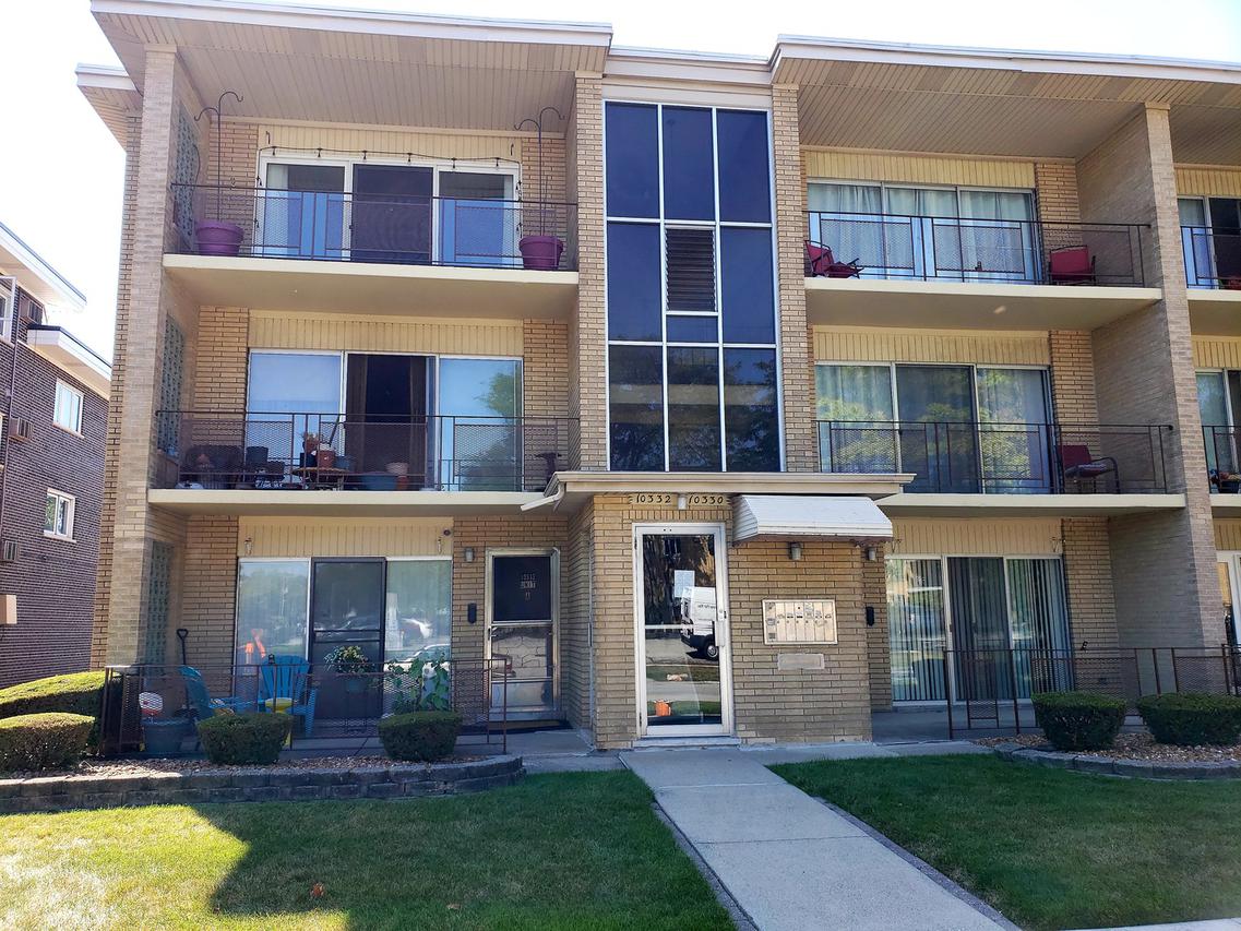 10332 S Komensky Ave. #C, Oak Lawn, IL 60453