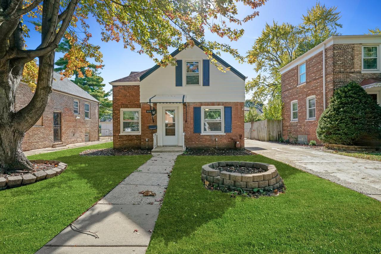 5219 W 64th St., Chicago, IL 60638