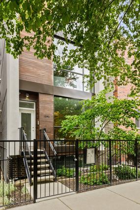 1541 N. Wood St. #1, Chicago, IL 60622