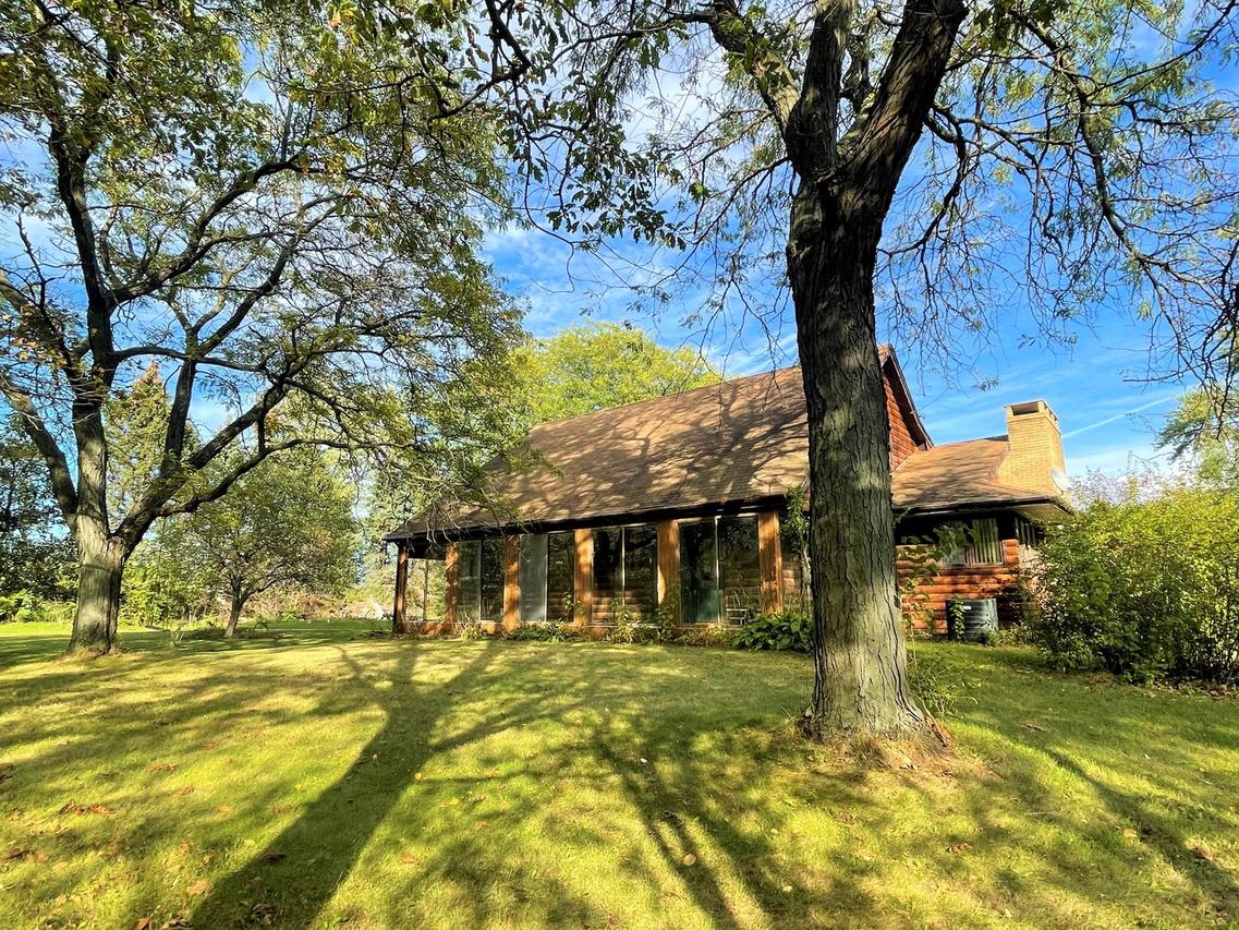 25111 S 88th Ave., Green Garden, IL 60423