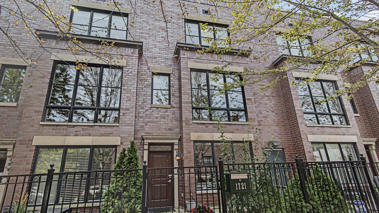 1721 W Schubert Ave. #H55, Chicago, IL 60614
