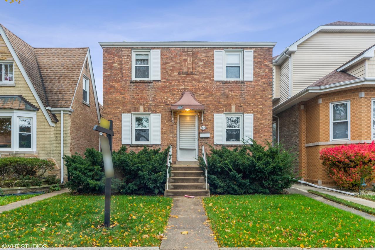 3532 N Nordica Ave., Chicago, IL 60634