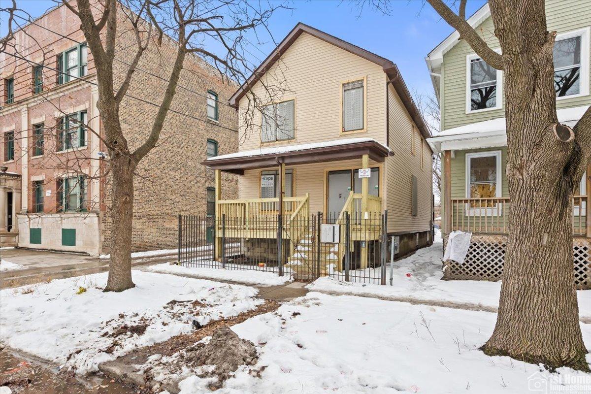120 N Karlov Ave., Chicago, IL 60624