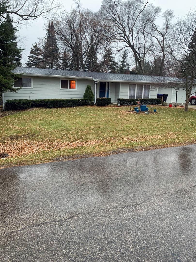 7417 Chippewa Dr., Wonder Lake, IL 60097
