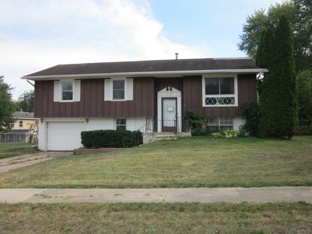 3233 Knox Dr., Freeport, IL 61032