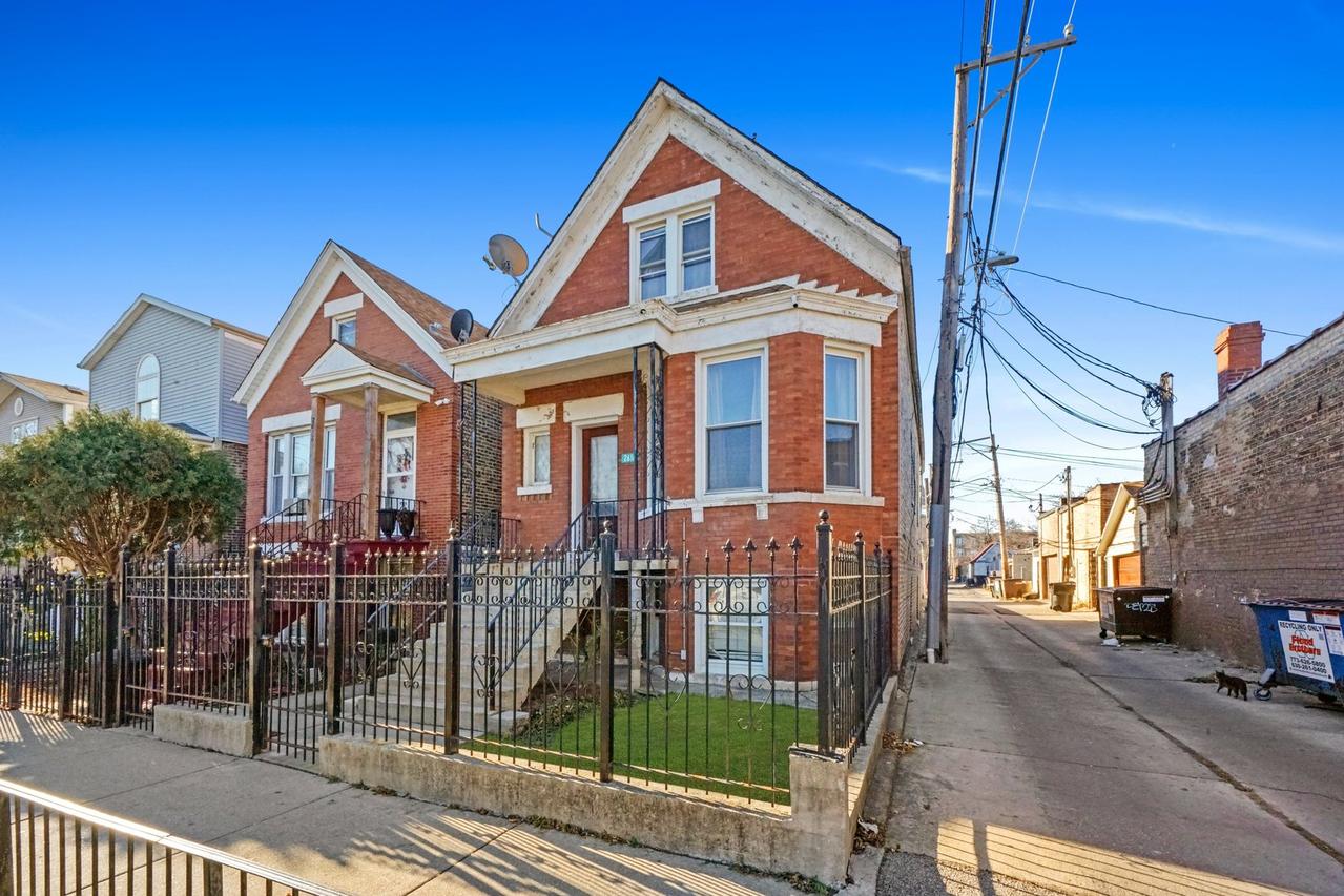 2616 S Kedvale Ave., Chicago, IL 60623