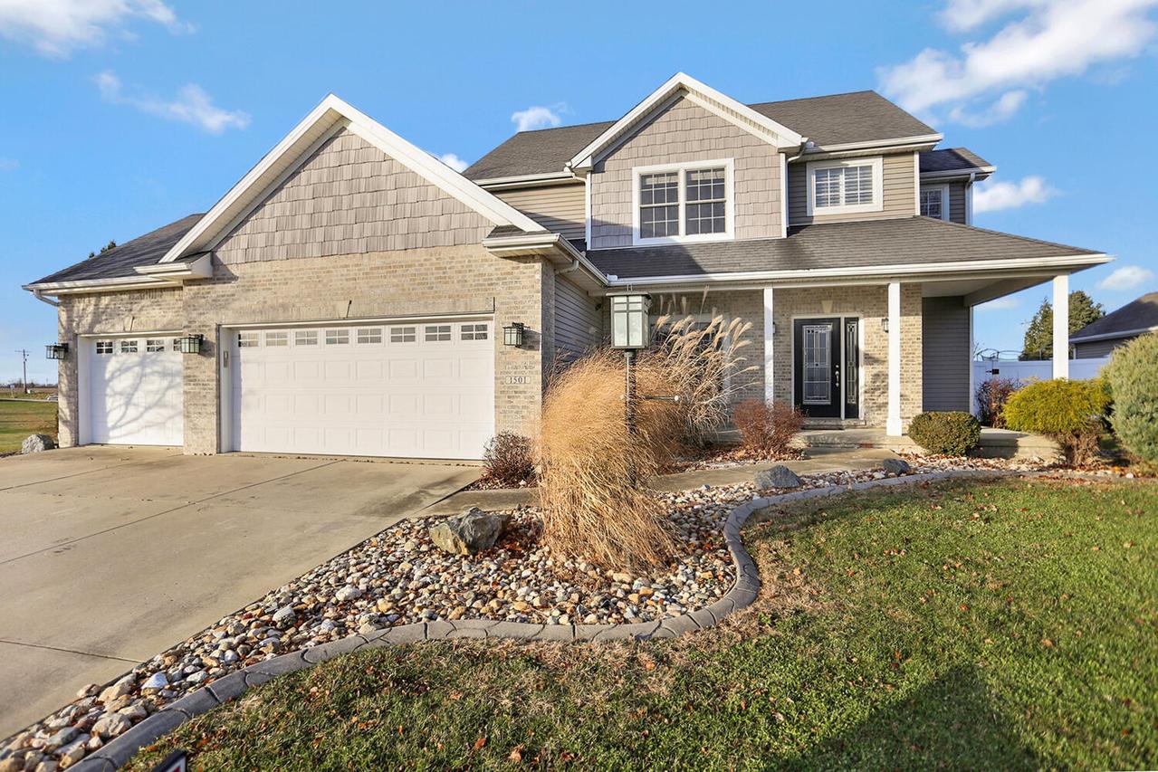1501 Quarry Rd., Mahomet, IL 61853