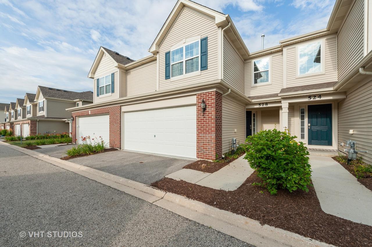 528 Silverton Dr., Grayslake, IL 60030