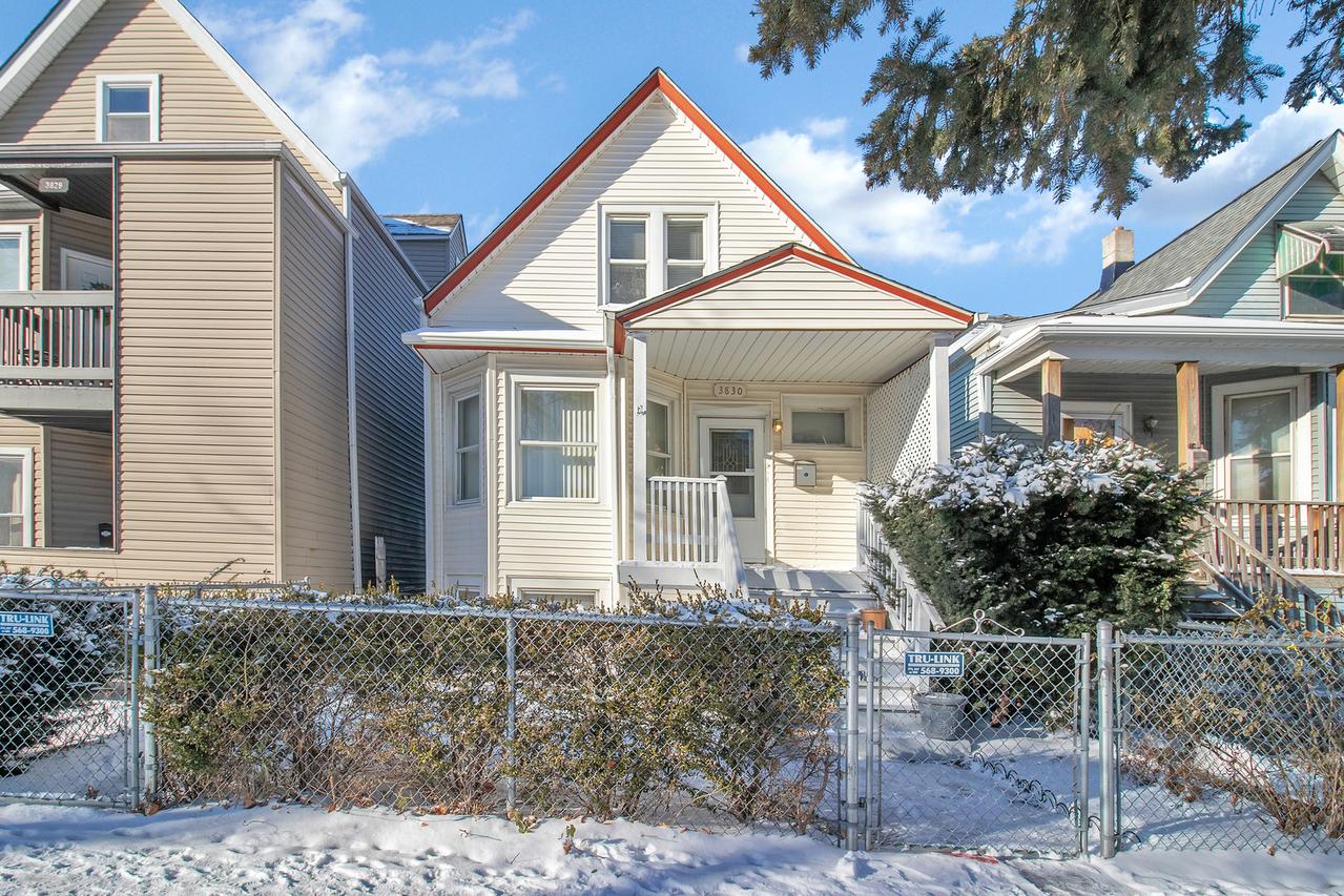 3830 N Christiana Ave., Chicago, IL 60618
