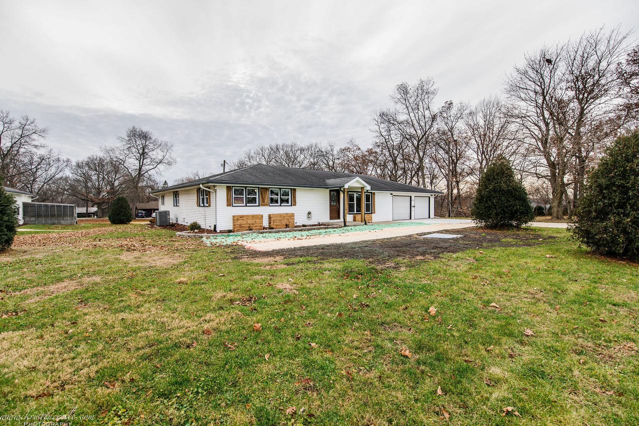 2602 Chippewa Dr., Bourbonnais, IL 60914