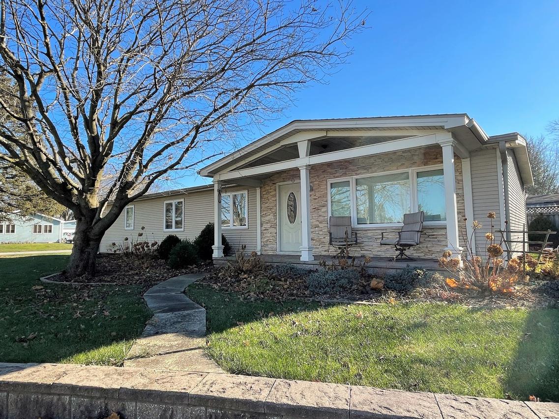 1105 Olen Dr., Mahomet, IL 61853