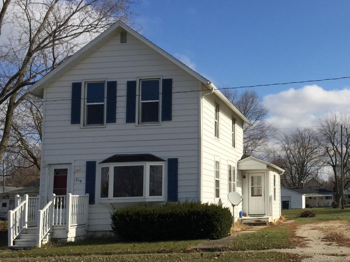 214 S Railroad Ave., Buckley, IL 60918