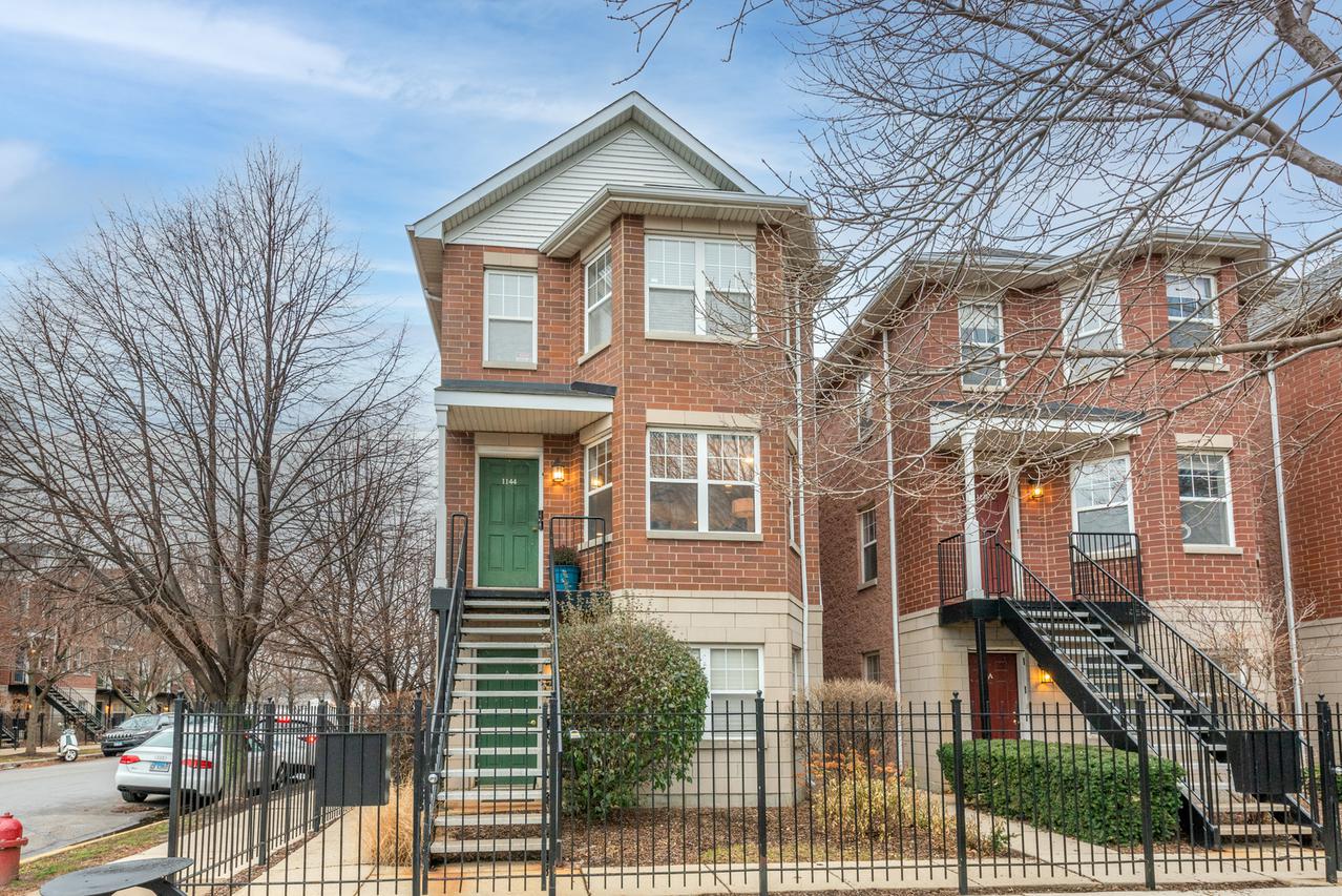 1144 N Howe St. #B, Chicago, IL 60610