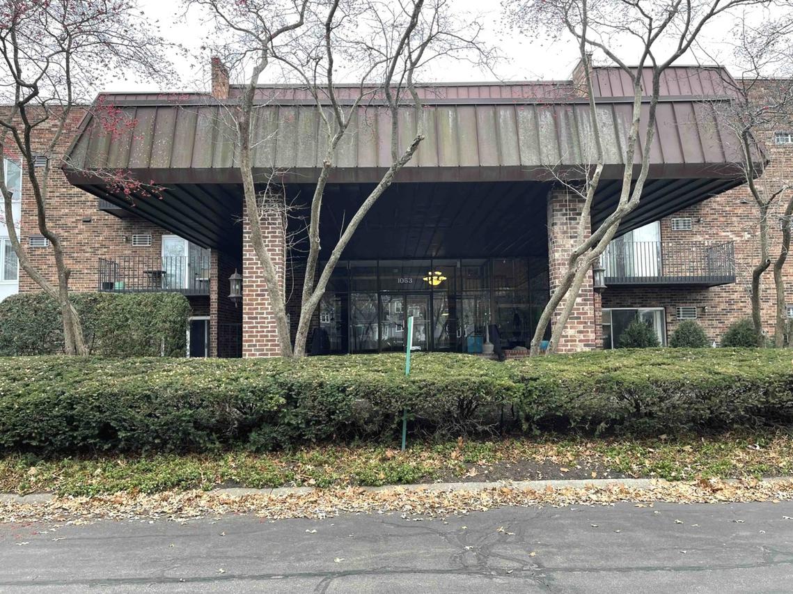 1053 W Ogden Ave. #3-149, Naperville, IL 60563