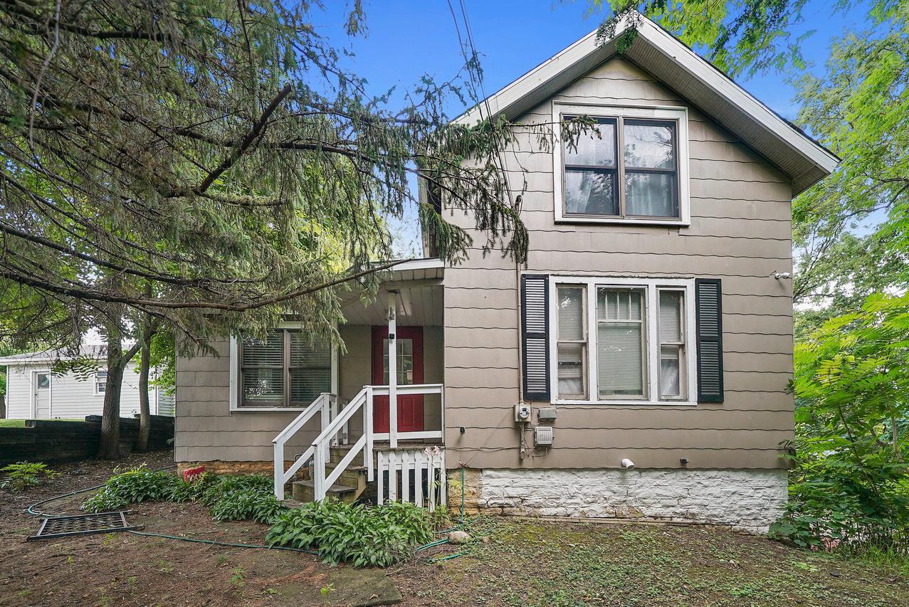 710 S Hamilton St., Lockport, IL 60441