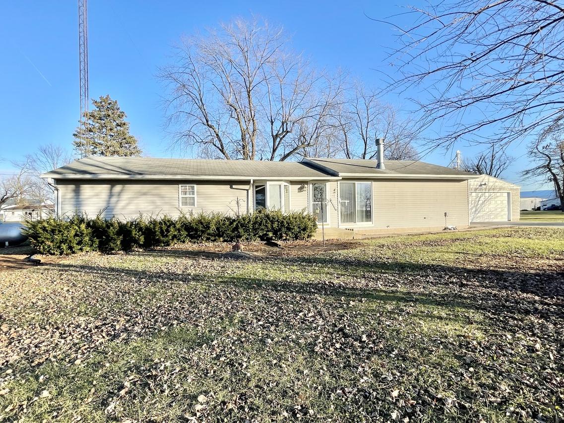 12397 E 3162 North Rd., Blackstone, IL 61313