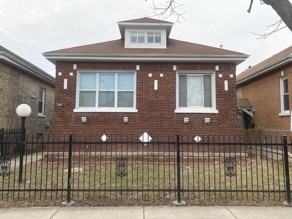 8814 S. Bishop St., Chicago, IL 60620
