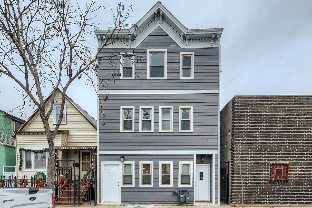 3806 W Armitage Ave., Chicago, IL 60647