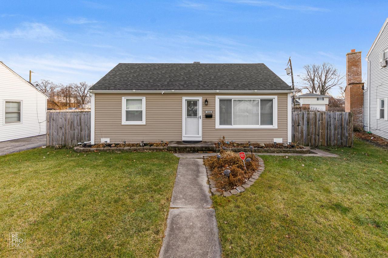 10145 Dora St., Franklin Park, IL 60131