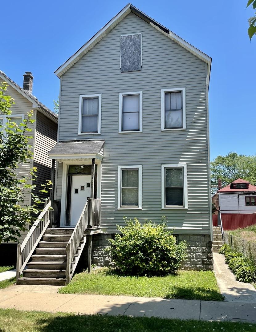 8527 S Buffalo Ave., Chicago, IL 60617