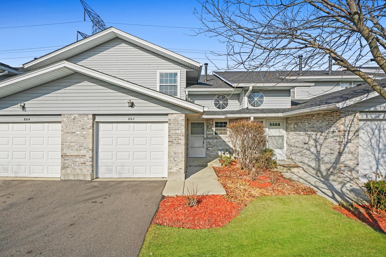 862 N Tamarac Blvd., Addison, IL 60101