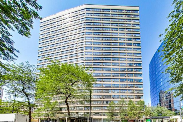 2930 N. Sheridan Rd. #411, Chicago, IL 60657