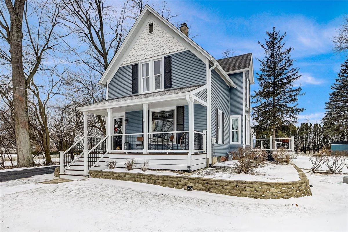 1N154 Lafox Rd., La Fox, IL 60147