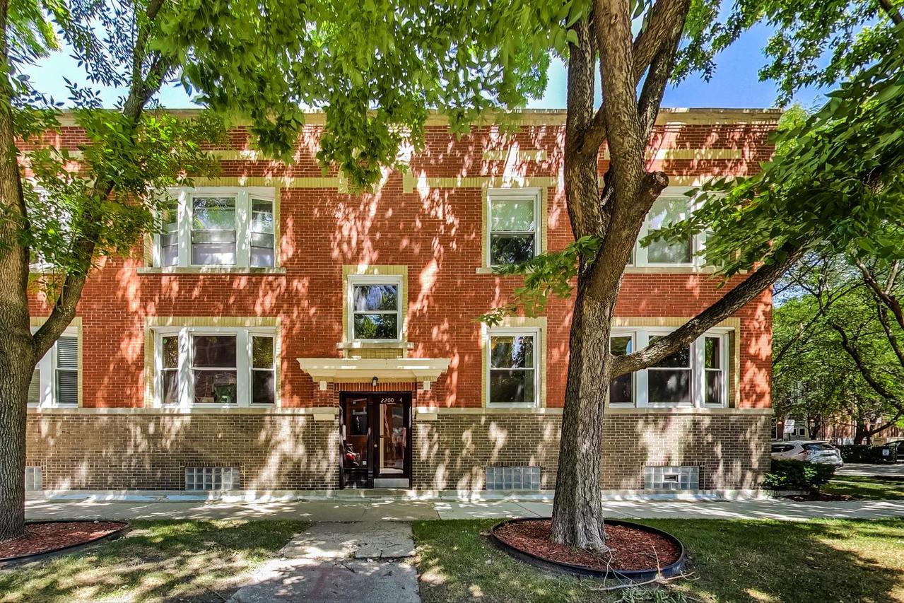 2200 W Winona St. #1, Chicago, IL 60625
