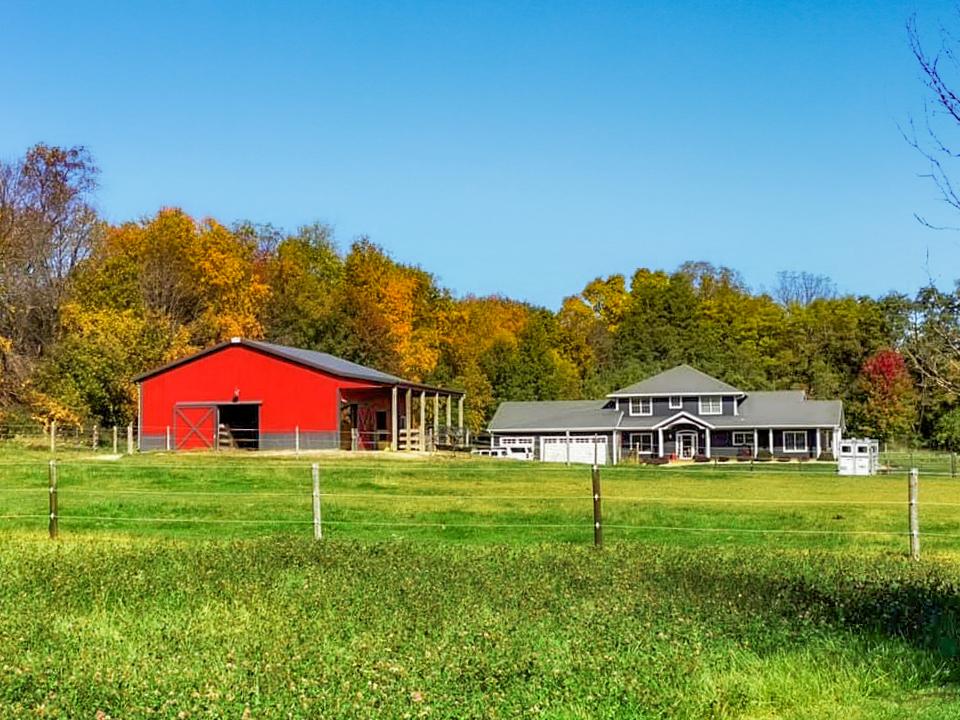 674 W Cedarville Rd., Freeport, IL 61032