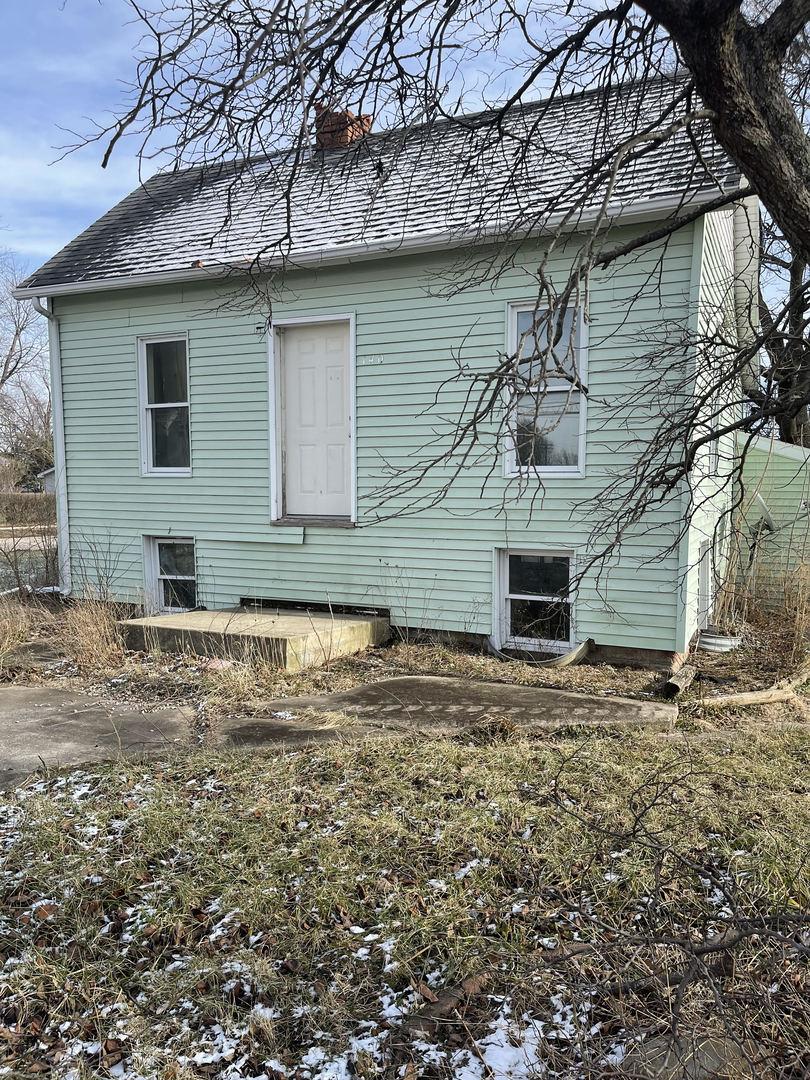 140 N Oak St., Ludlow, IL 60949