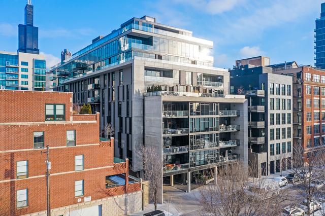 111 S Peoria St. #602, Chicago, IL 60607