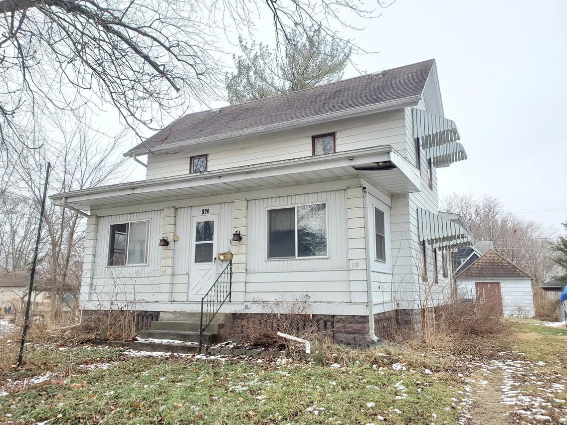 924 E Madison St., Pontiac, IL 61764