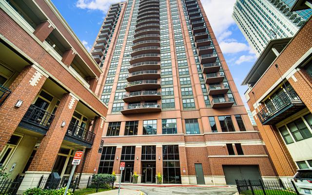 330 N Jefferson St. #1705, Chicago, IL 60661
