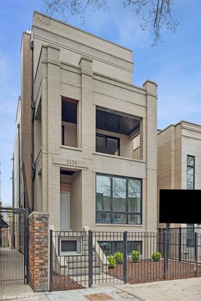 2135 N Lakewood Ave. #3, Chicago, IL 60614