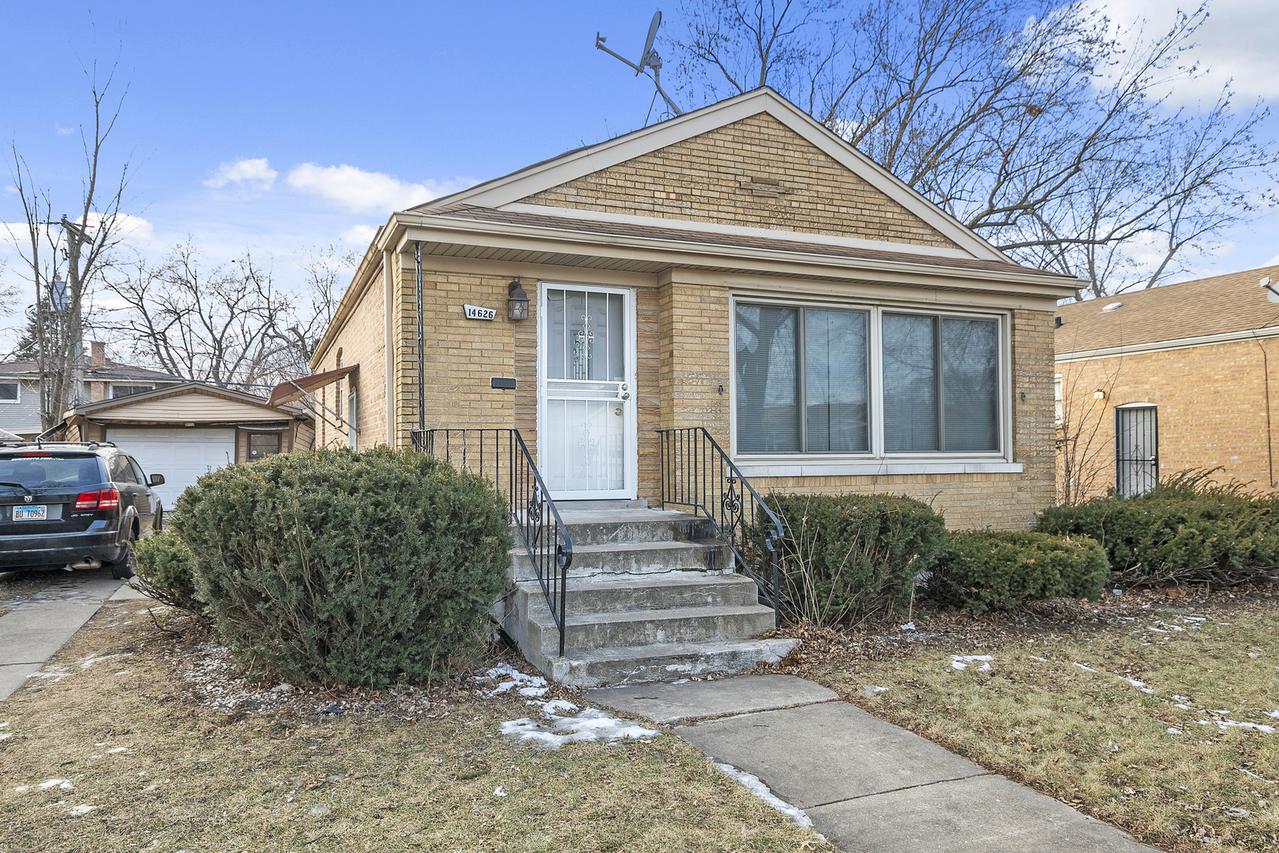 14626 La Salle St., Dolton, IL 60419