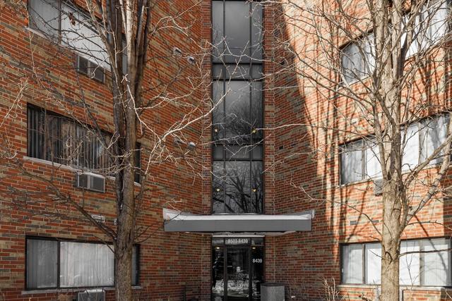 New Homes with In-ground Swimming Pools in O'Hare: January 30th to February 5th
