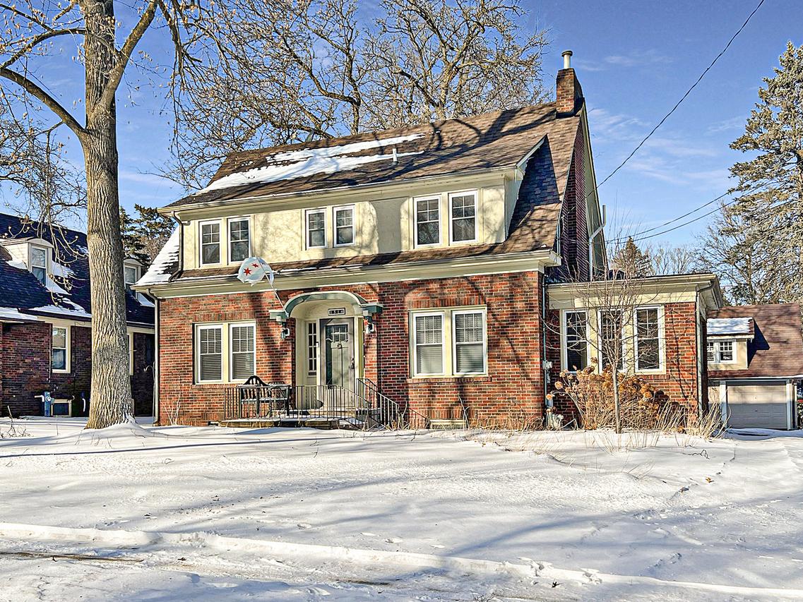 1514 W Lincoln Blvd., Freeport, IL 61032