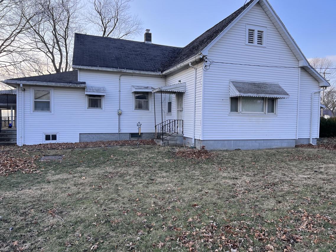 3354 Artesian Ave., Armstrong, IL 61812