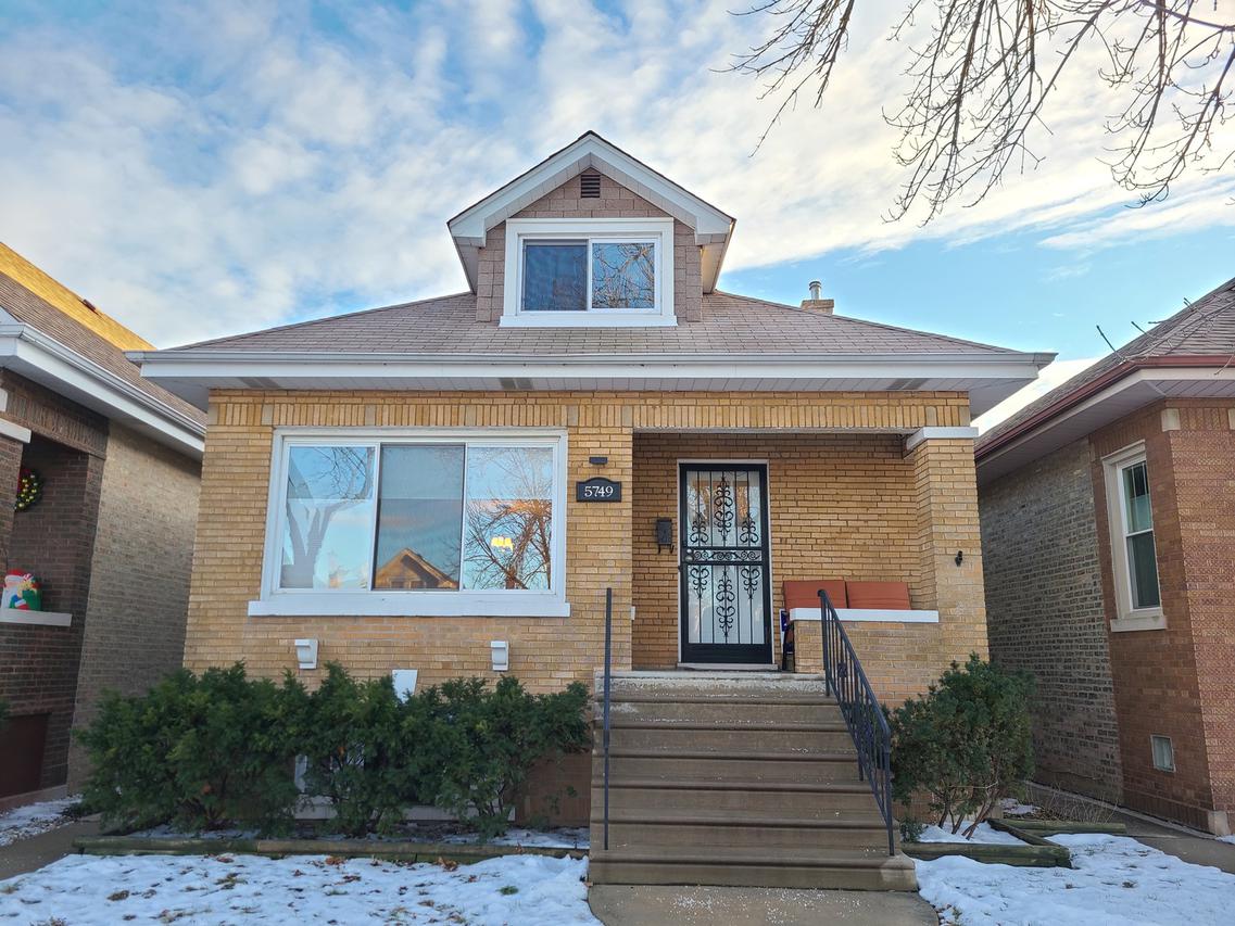 5749 W School St., Chicago, IL 60634