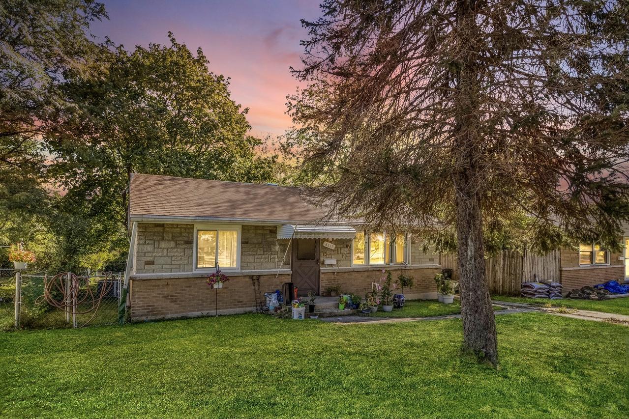 4517 Fishermans Ter., Lyons, IL 60534