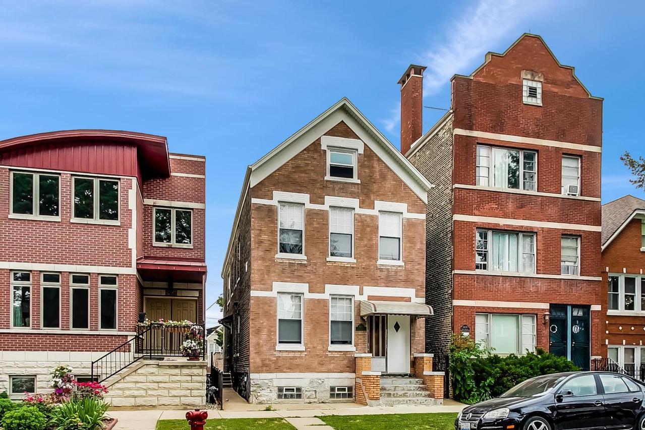 3402 S Aberdeen St., Chicago, IL 60608