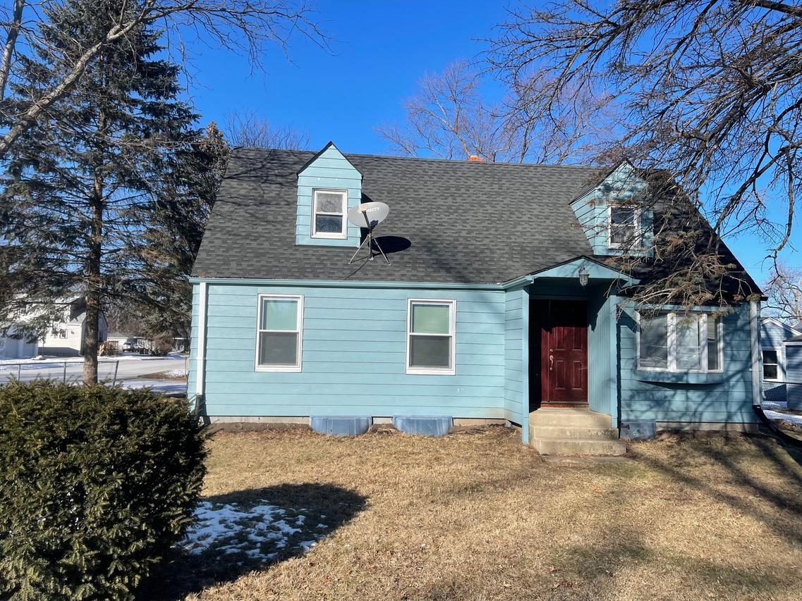 902 Kingsley Dr., Machesney Park, IL 61115